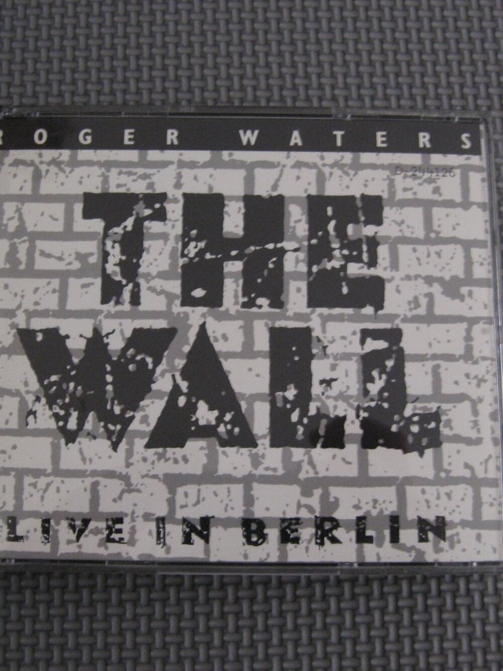 Roger Waters: The Wall Live in Berlin 2CD w/ Booklet